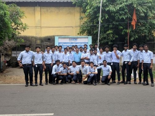 London College, Kochi