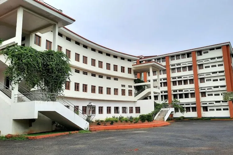 Lourdes College of Nursing, Kochi