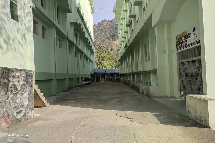LR Group of Institutes, Solan