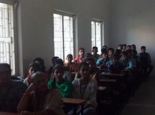 L.R. Valia Arts and P.R. Mehta Commerce College, Bhavnagar