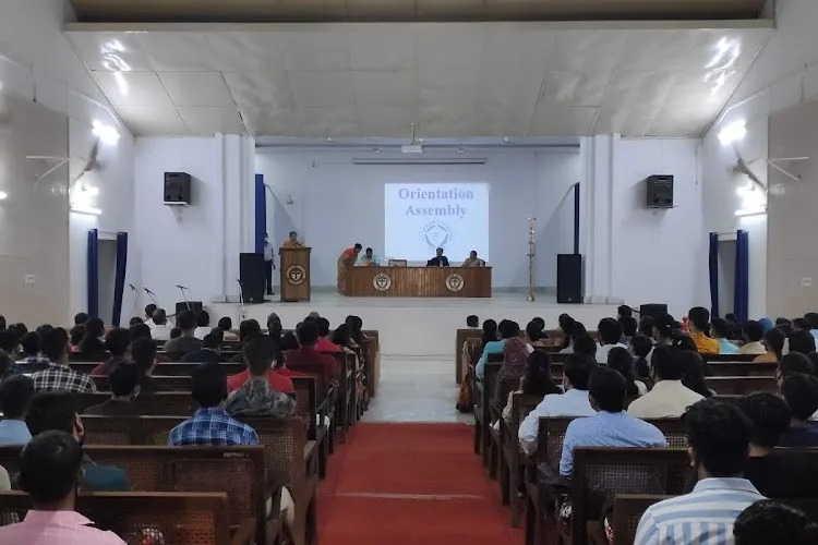 Lucknow Christian Degree College, Lucknow