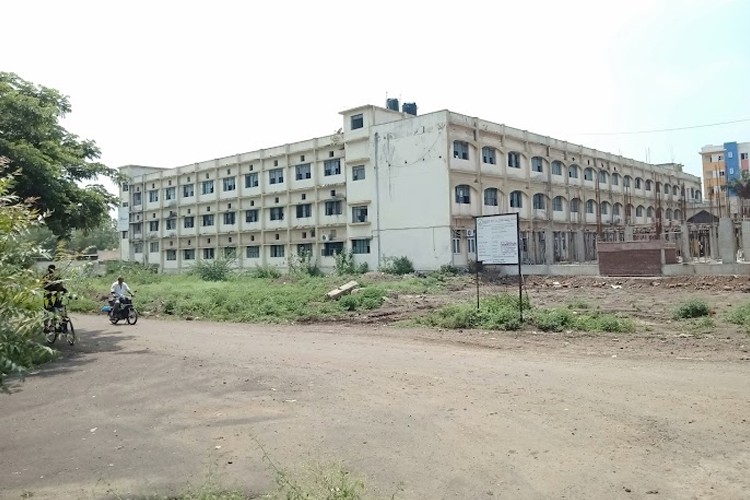 Luqman College of Pharmacy, Gulbarga