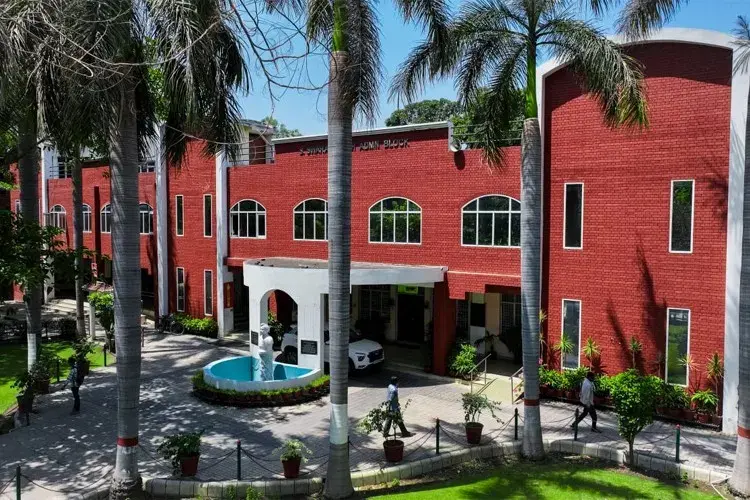 Lyallpur Khalsa College, Jalandhar