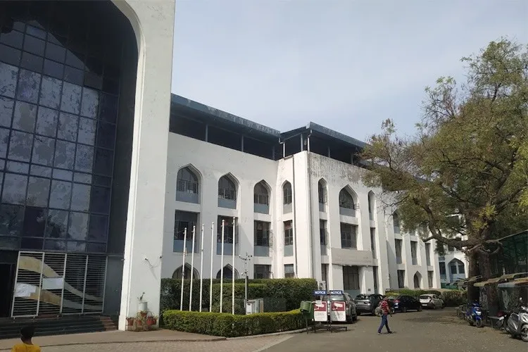 MA Rangoonwala Dental College, Pune