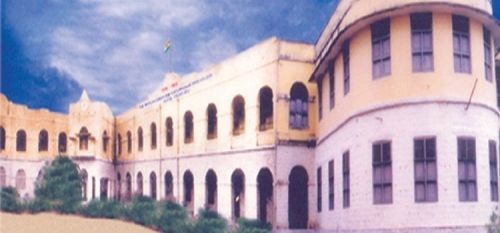 Madurai Diraviyam Thayumanavar Hindu College, Tirunelveli