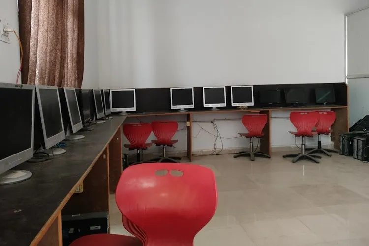 Maharaja Agarsen College Suratgarh, Sriganganagar