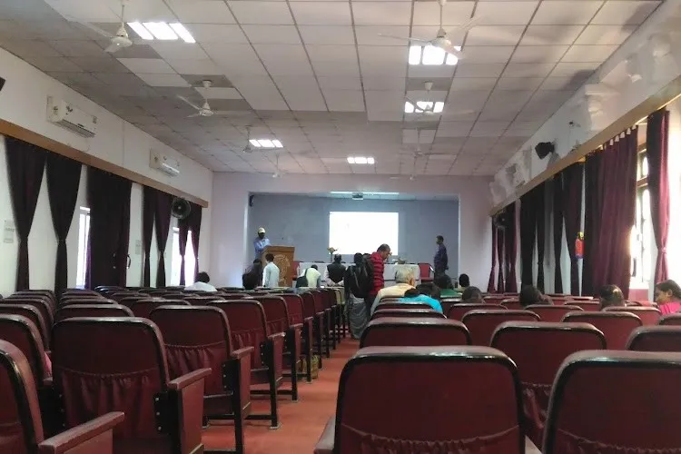 Maharajadhiraj Uday Chand Women's College, Bardhaman