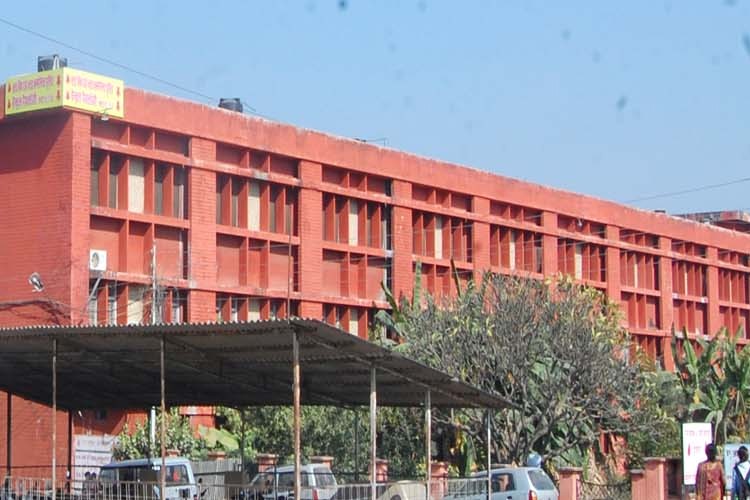 Maharani Laxmi Bai Medical College, Jhansi