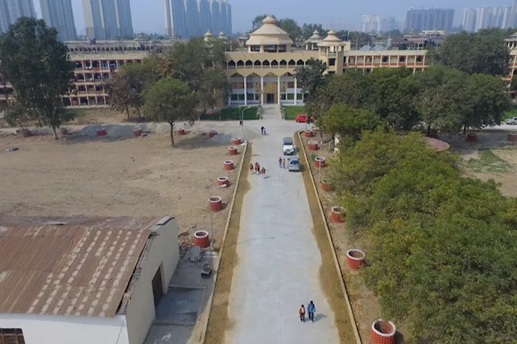 Maharishi University, Noida