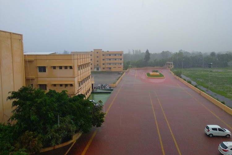 Mahatma Gandhi Institute of Technical Education and Research Center, Navsari