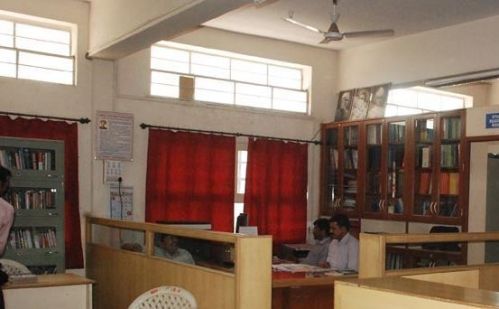 Mahatma Phule Institute of Management and Computer Studies, Pune