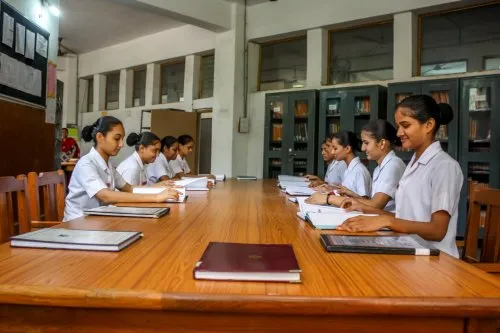 Mahavir Nursing Institute, Sabarkantha