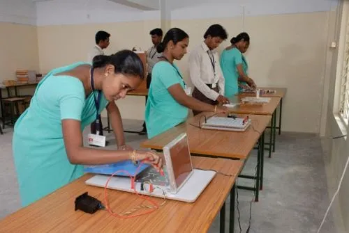 Mahendhira College of Education, Salem