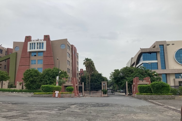 Manav Rachna Dental College, Faridabad