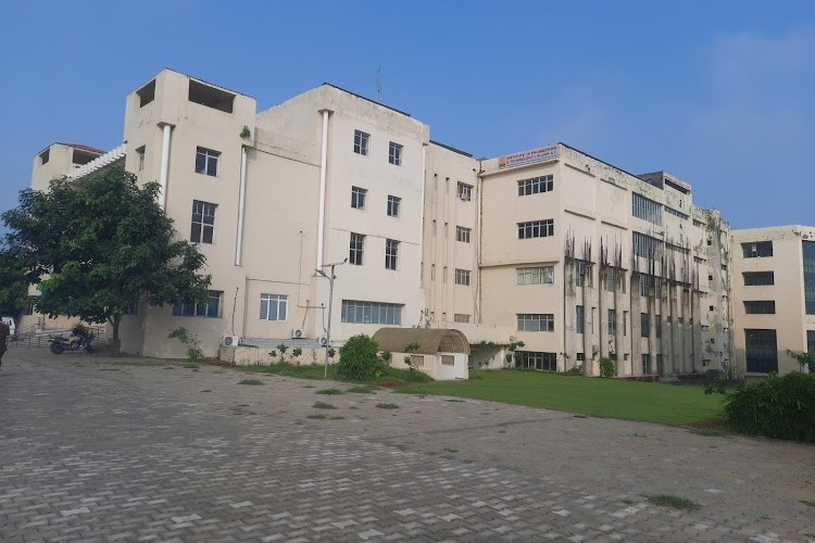 Mangalayatan University, Aligarh