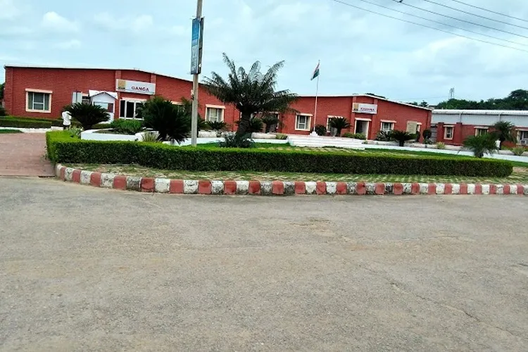 Mangalayatan University, Aligarh