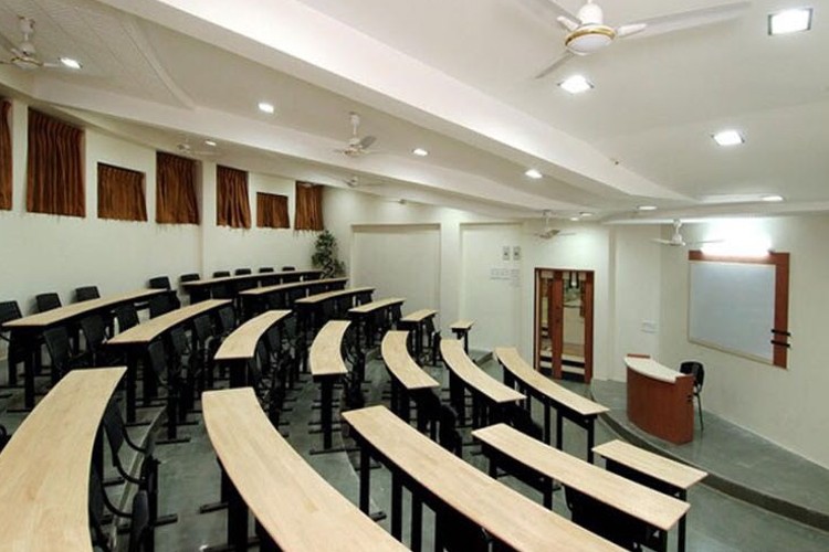 Mangalvedhekar Institute of Management, Solapur