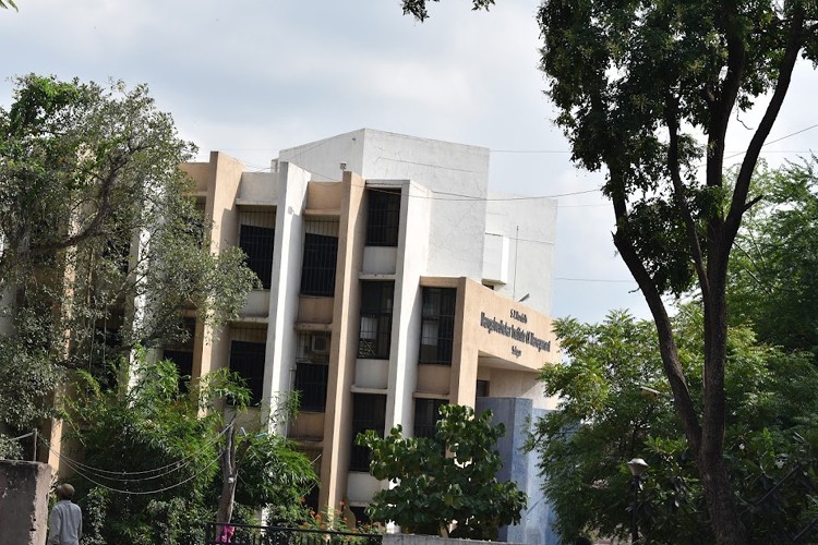 Mangalvedhekar Institute of Management, Solapur