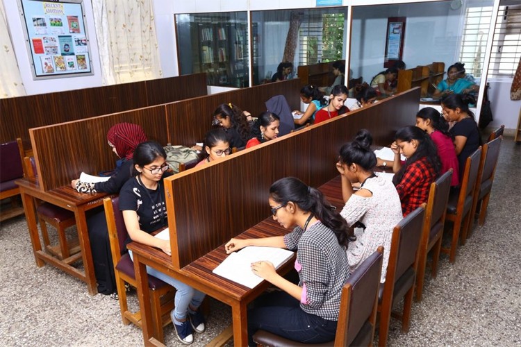 Maniben Nanavati Women's College, Mumbai