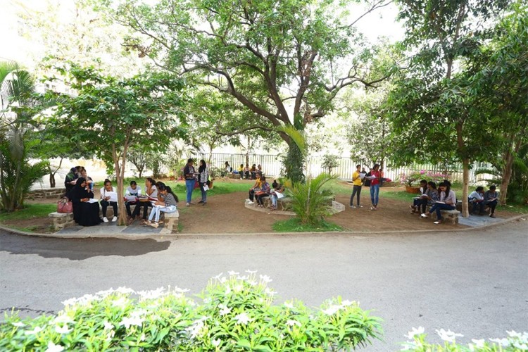 Maniben Nanavati Women's College, Mumbai