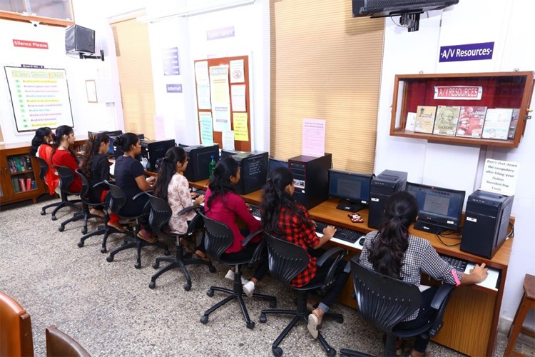 Maniben Nanavati Women's College, Mumbai