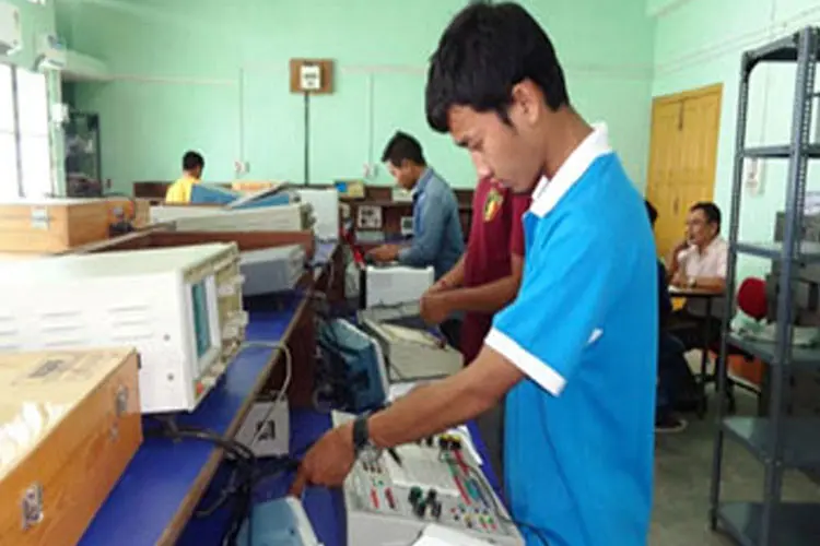 Manipur Institute of Technology, Imphal