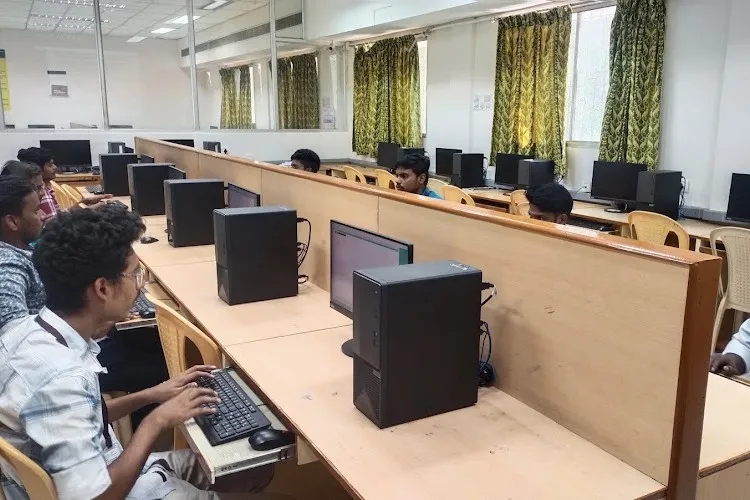 Mannar Thirumalai Naicker College, Madurai