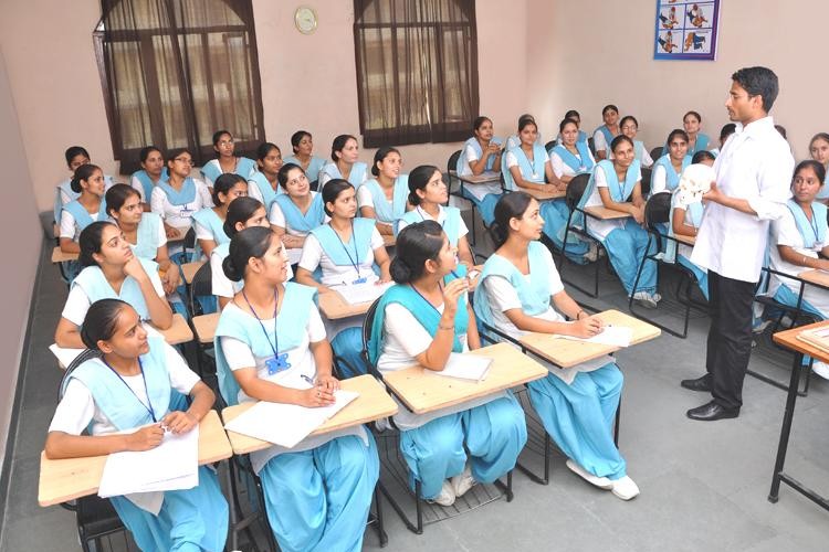 Mata Gujri Institute of Nursing & Hospital, Jalandhar