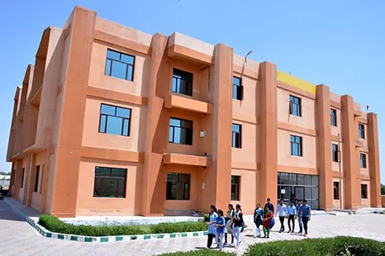 Mata Raj Kaur College, Rewari