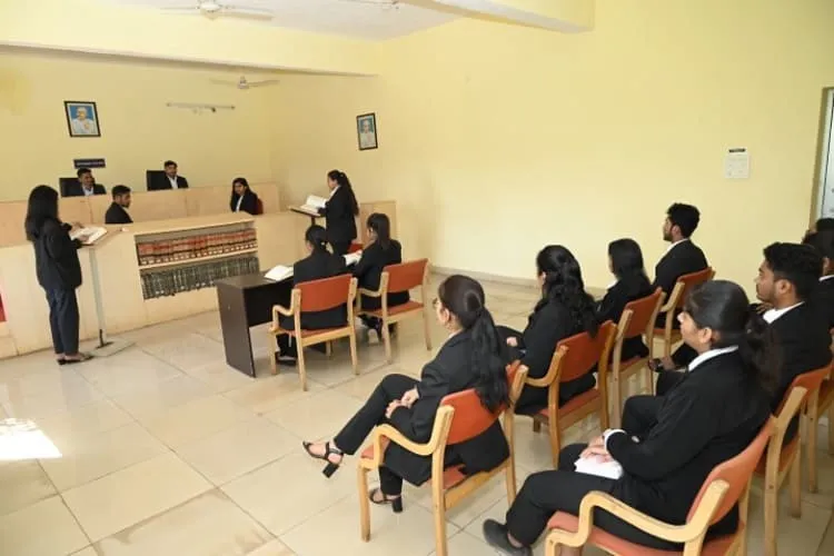 MATS School of Law, Raipur