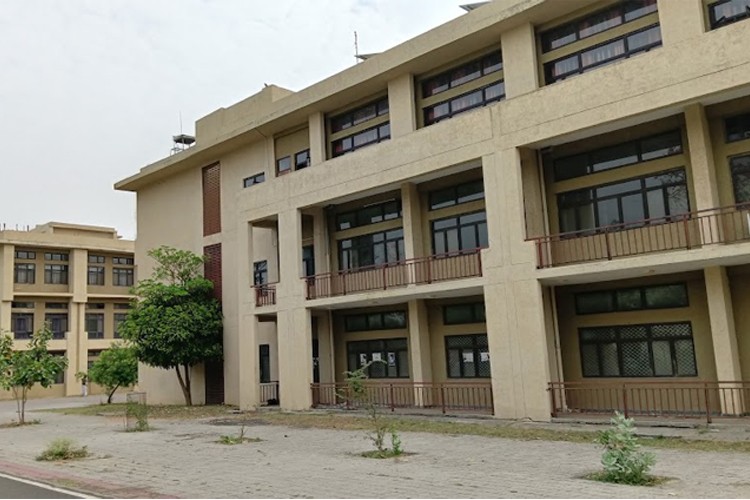 Maulana Azad National Institute of Technology, Bhopal