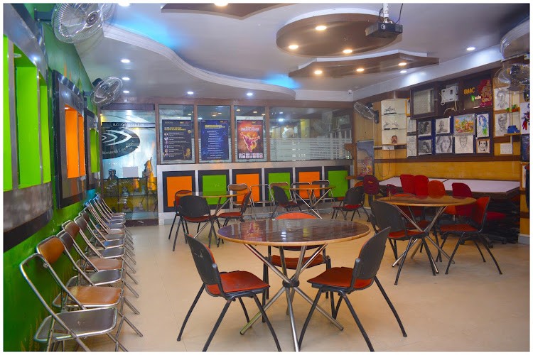 Maya Academy of Advanced Creativity, Lucknow