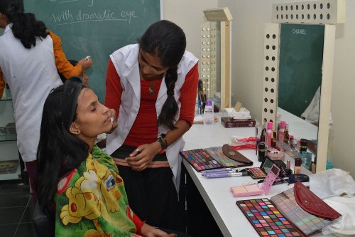 Meera Bai Institute of Technology, New Delhi