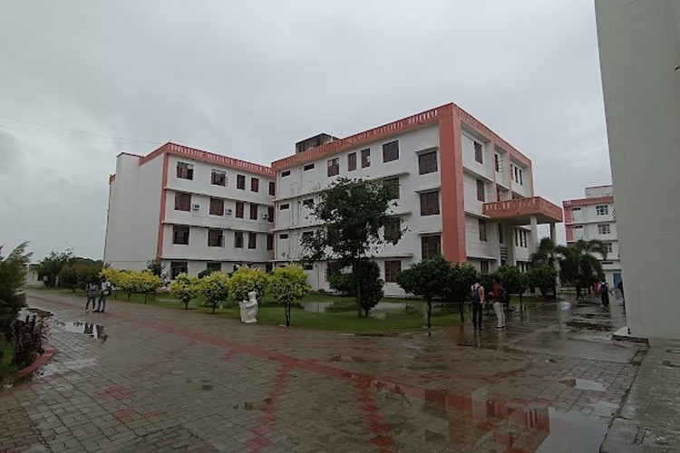 Meerut Institute of Engineering and Technology, Meerut