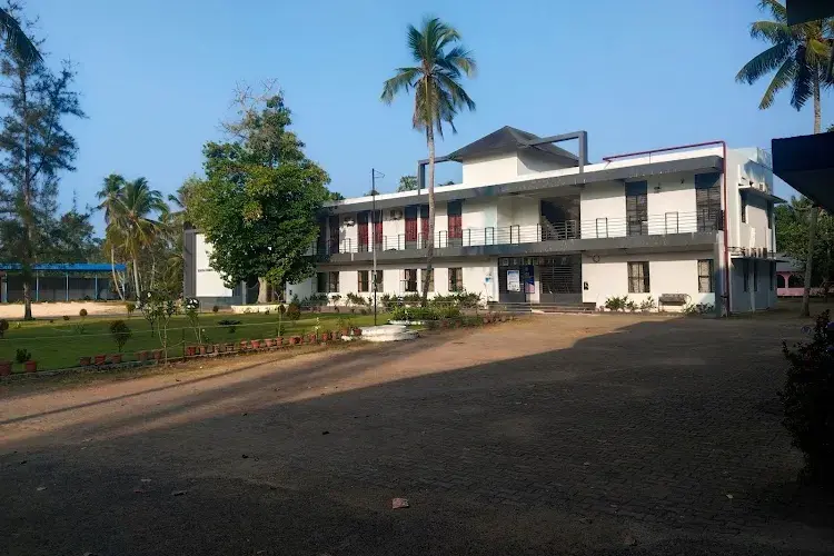 Member Sree Narayana Pillai Institute of Management and Technology, Kollam