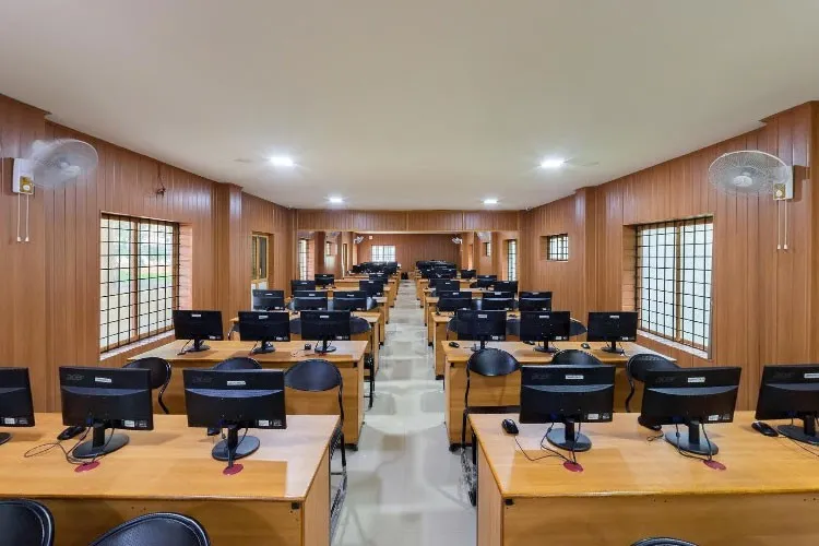 MES Kalladi College, Mannarkad