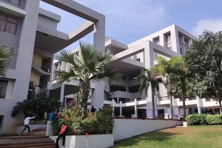 MET's Institute of Technology, Polytechnic, Nashik