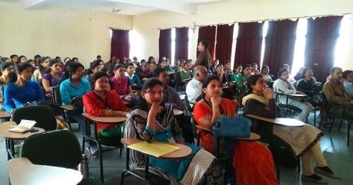 MKHS Gujarati Girls College, Indore