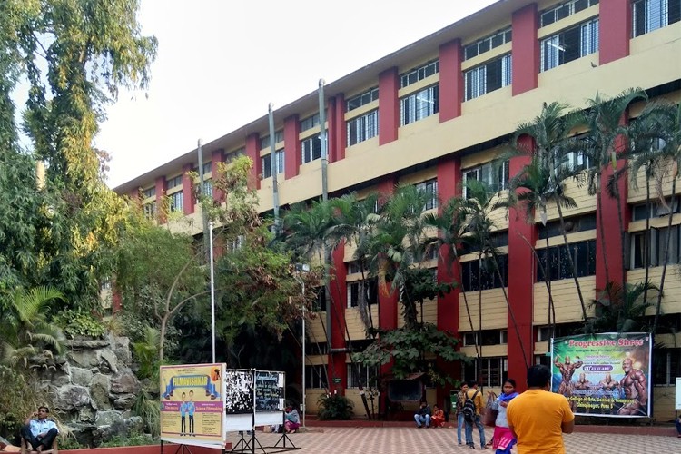 Modern College of Arts Science and Commerce, Pune