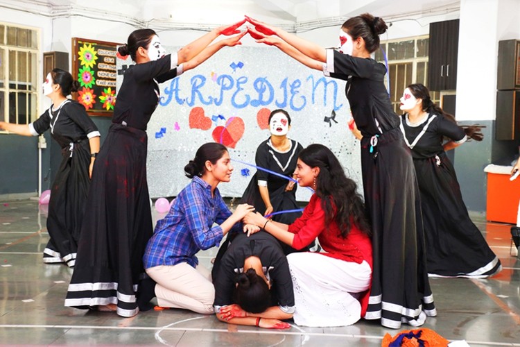 Modern Girls College of Professional Studies, Lucknow