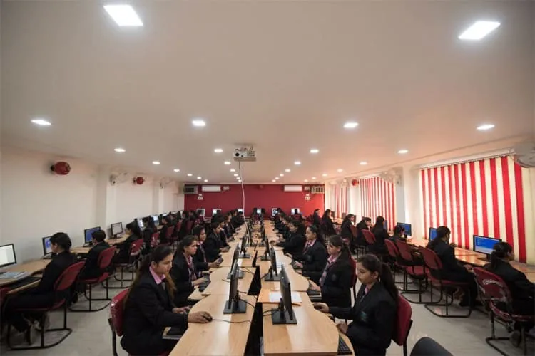 Modern Girls College of Professional Studies, Lucknow
