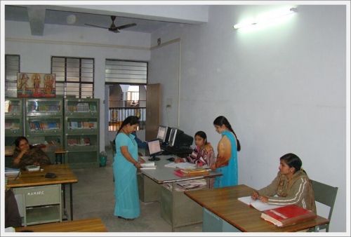 Mohini BManwani Girls Degree College, Kanpur