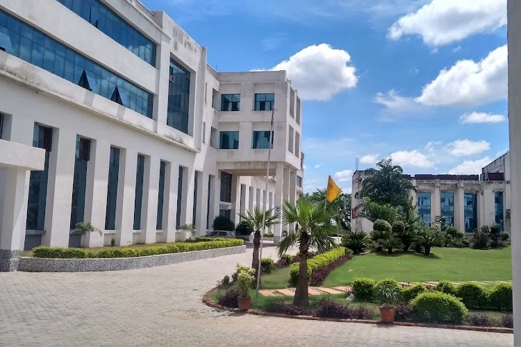 Monad University, Hapur