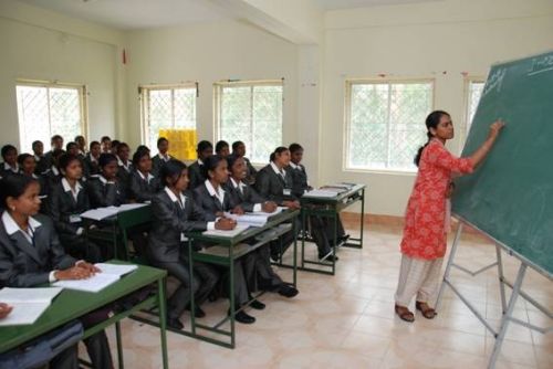 Mother Teresa Women's University, Directorate of Distance Education, Dindigul