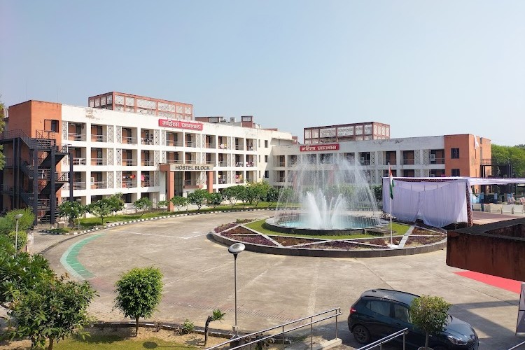 National Institute of Fashion Technology, Rae Bareli