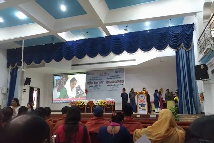 National PG College, Lucknow