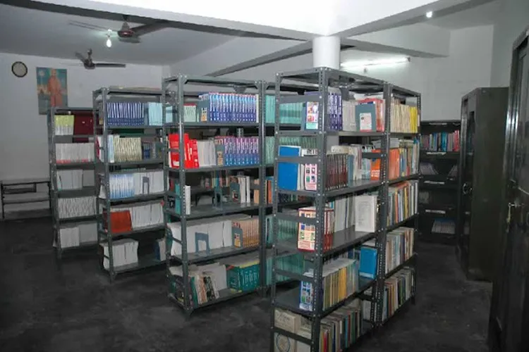 National PG College, Lucknow