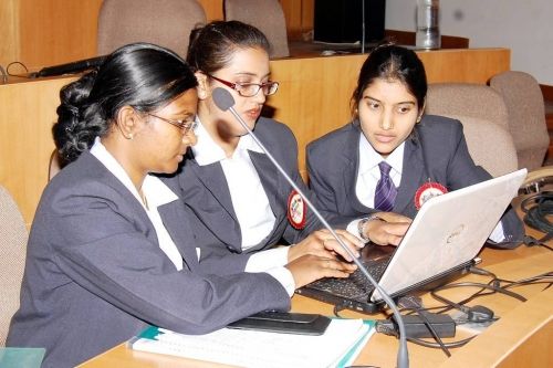 Navjeevan Institute of Management, Nashik