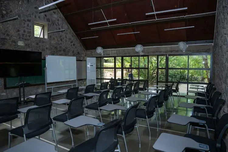 Nayanta University, Pune