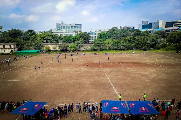 Ness Wadia College of Commerce, Pune